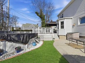 2 Squirrel Drive, East Rockaway NY 11518