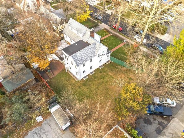 43-24 Morgan Street, Little Neck NY 11363