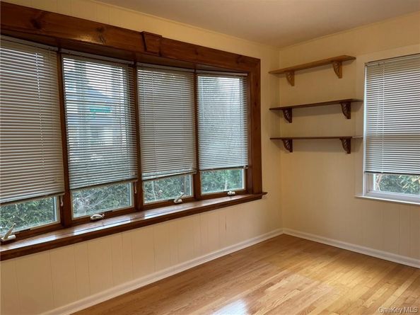 56 Stephenson Boulevard, New Rochelle NY 10801