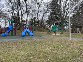56 Stephenson Boulevard, New Rochelle NY 10801