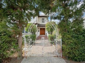 56 Stephenson Boulevard, New Rochelle NY 10801