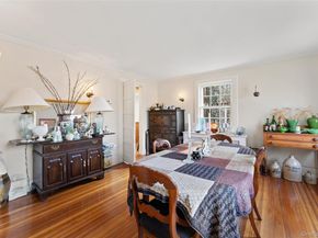 2 Oakwood Place, Scarsdale NY 10583