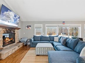 4 Monte Lane, Center Moriches NY 11934