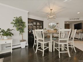 17 Hawthorne Street, Massapequa NY 11758