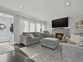 17 Hawthorne Street, Massapequa NY 11758