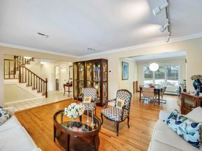 19 Spyglass Lane, East Setauket NY 11733