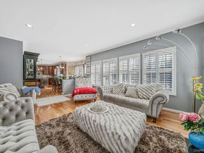 10 Ashley Loop, Northport NY 11768