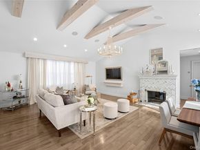 11 Huckleberry Lane E, Hampton Bays NY 11946