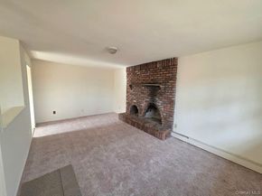 189 Grand Avenue, Shirley NY 11967