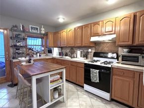 396 Graham Avenue, Brooklyn NY 11211