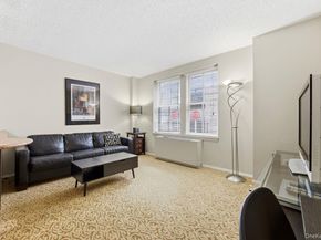 150 W 51st Street 2121, New York (Manhattan) NY 10019