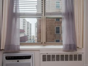 410 E Broadway E 5R, Long Beach NY 11561