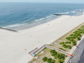 410 E Broadway E 5R, Long Beach NY 11561