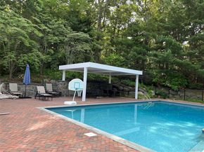 16 Daniel Lane, Dix Hills NY 11746