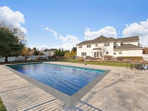 2 Holly Court, Miller Place NY 11764