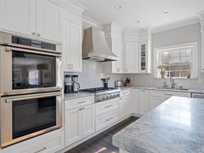 2 Holly Court, Miller Place NY 11764