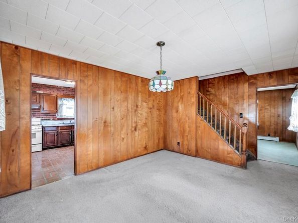 189 Ontario Avenue, Massapequa NY 11758