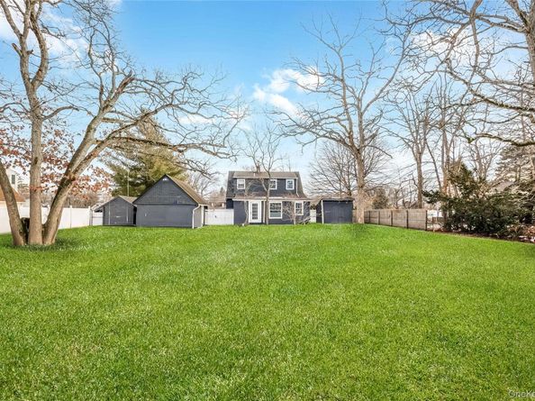 97 Berry Street, Lindenhurst NY 11757