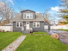 97 Berry Street, Lindenhurst NY 11757