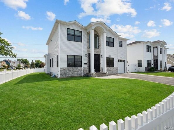 79 Cherry Lane, Hicksville NY 11801