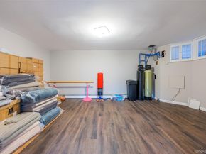 18 Robin Way, Great Neck NY 11021