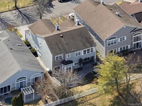 171 Hamlet Drive, Mount Sinai NY 11766