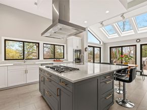 3 Lakeside Drive, Rye NY 10580