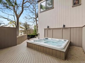 3 Lakeside Drive, Rye NY 10580