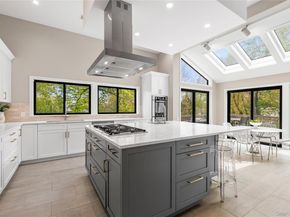 3 Lakeside Drive, Rye NY 10580