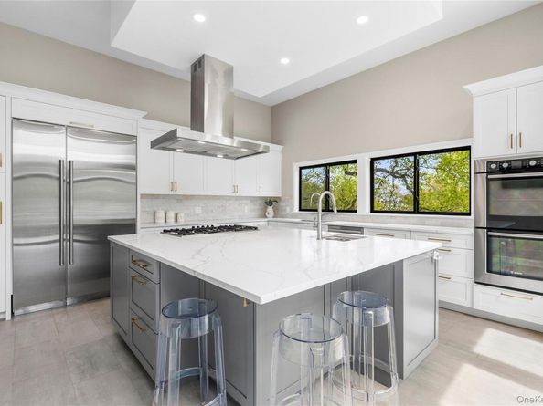 3 Lakeside Drive, Rye NY 10580