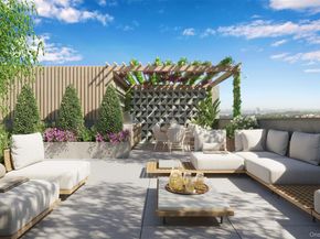 58-01 Queens Boulevard 2D, Woodside NY 11377