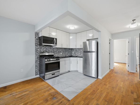 576 E 169th Street, Bronx NY 10456