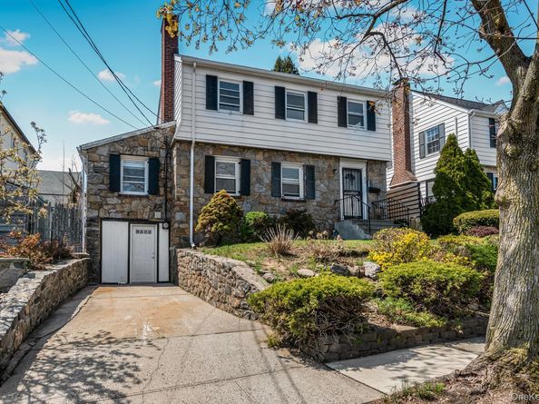 31 Emmett Place, Yonkers NY 10703
