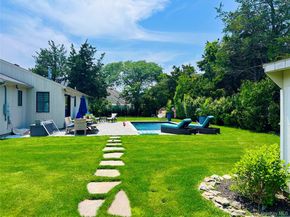 28 Alanson Lane, Hampton Bays NY 11946
