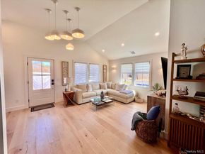 28 Alanson Lane, Hampton Bays NY 11946