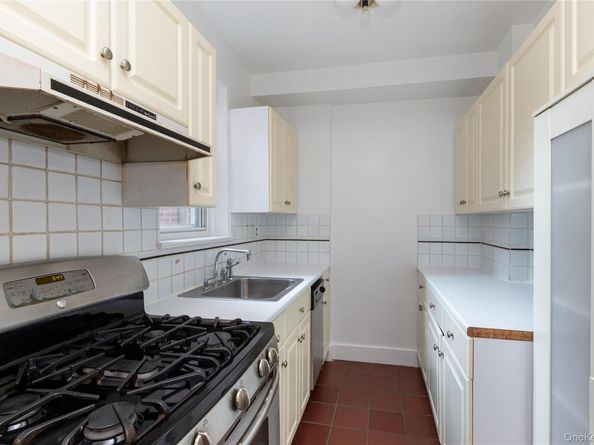 640 W 231 Street 5D, Bronx NY 10463