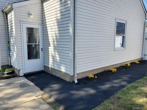 31 W Marine Avenue, Lindenhurst NY 11757