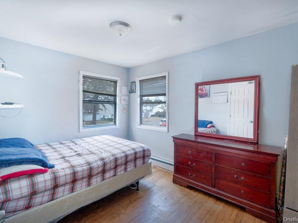 39 Brooklyn Avenue, Wyandanch NY 11798