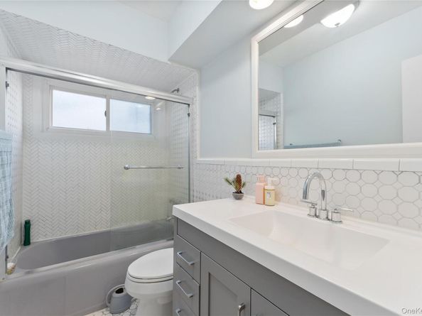 174 Delaware Avenue, Freeport NY 11520