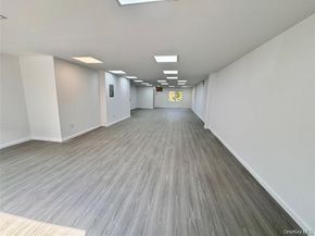 67-05 Roosevelt Ave, Woodside NY 11377