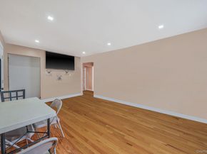 20202 109th Avenue, Saint Albans NY 11412