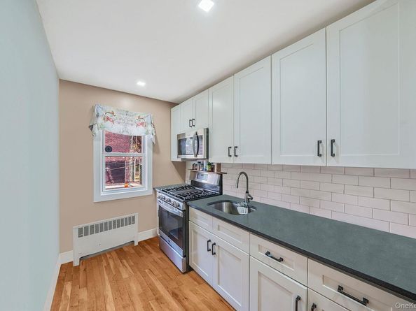 20202 109th Avenue, Saint Albans NY 11412