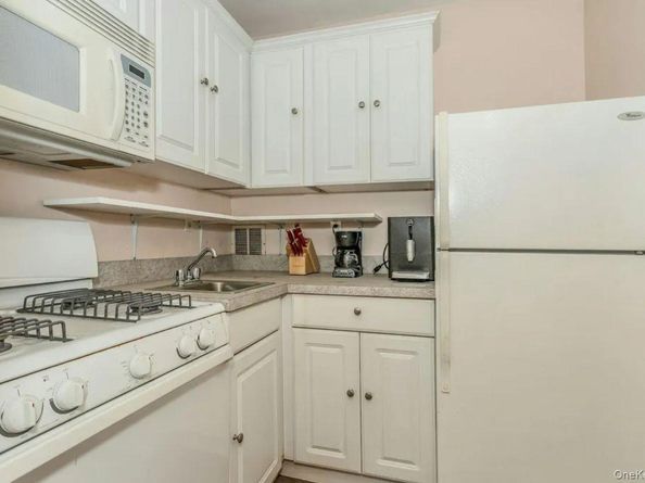 200 Corbin Place 3R, Brooklyn NY 11235