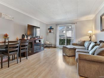 138 Beach 125th Street