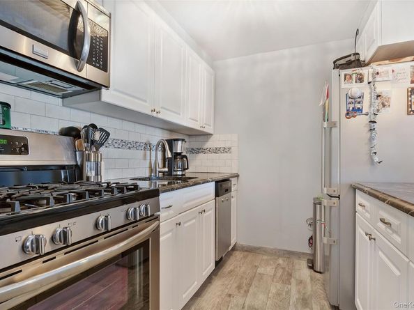 138 Beach 125th Street 3C, Belle Harbor NY 11694