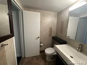 100 West 57th Street 2G, New York (Manhattan) NY 10019