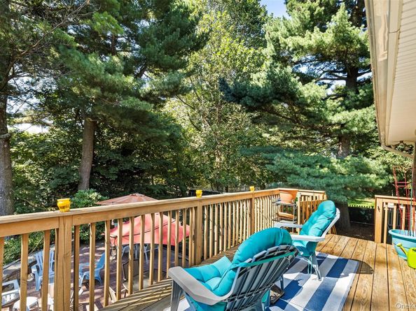 40 Penny Lane, Scarsdale NY 10583