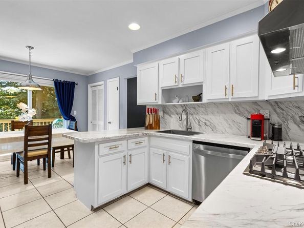 40 Penny Lane, Scarsdale NY 10583