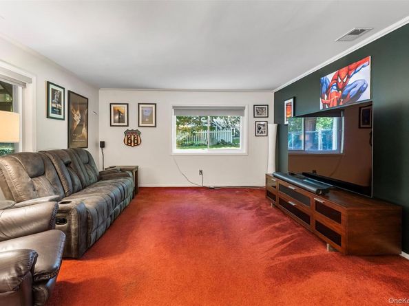 40 Penny Lane, Scarsdale NY 10583