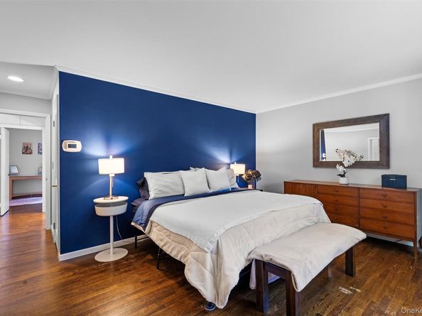 40 Penny Lane, Scarsdale NY 10583